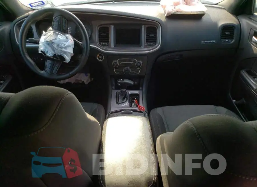 2C3CDXBG0LH180427 Photo# 8