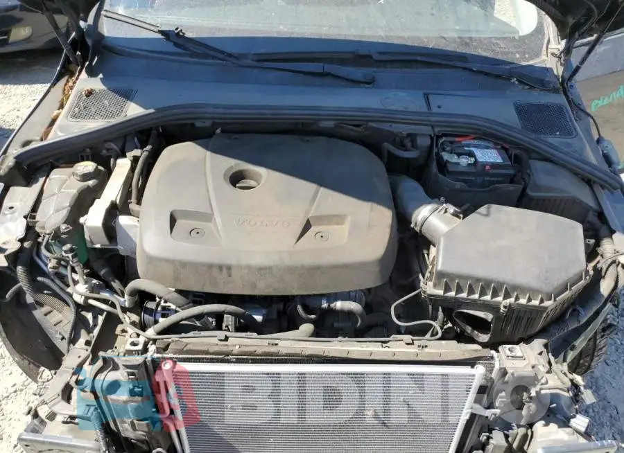 YV140MEK2G1314332 Photo# 11