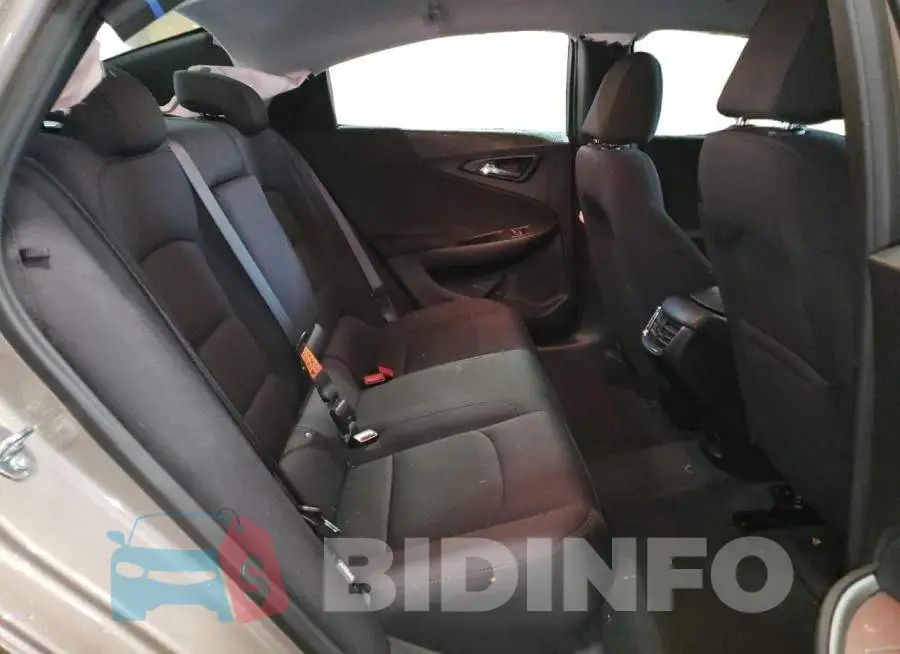 1G1ZD5ST3PF152404 Photo# 10