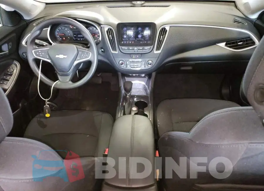 1G1ZD5ST3PF152404 Photo# 8