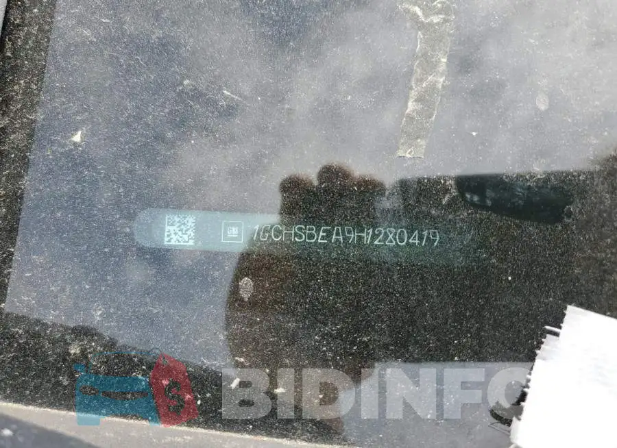 1GCHSBEA9H1280419 Photo# 12