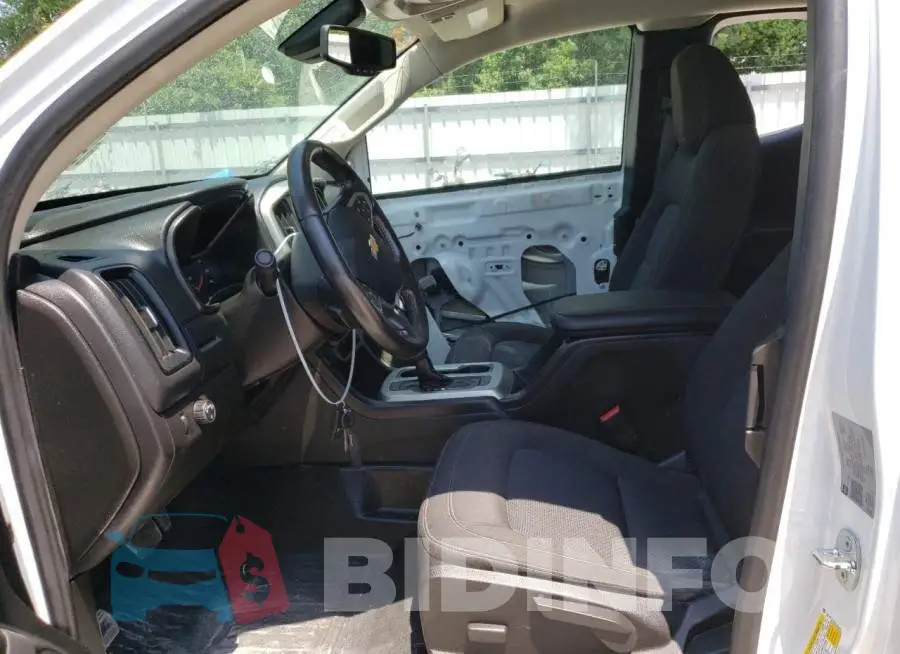 1GCHSCEA9M1256850 Photo# 7