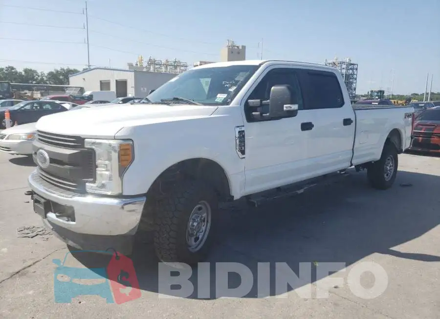 1FT7W2B62HEC88693 Photo# 1