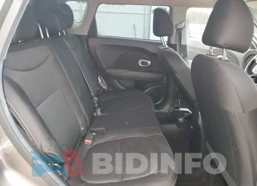 KNDJN2A22H7488145 Photo# 10