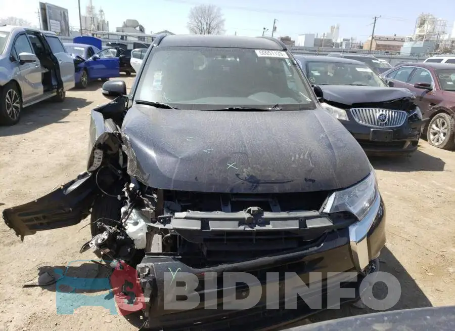 JA4AD3A33JZ054340 Photo# 5