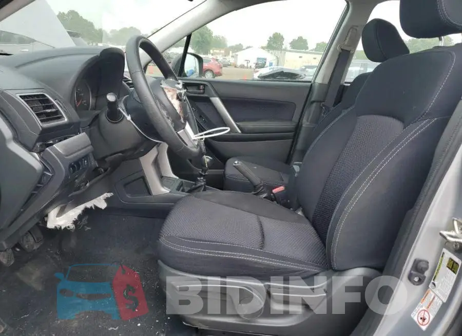 JF2SJAAC7JG613182 Photo# 7