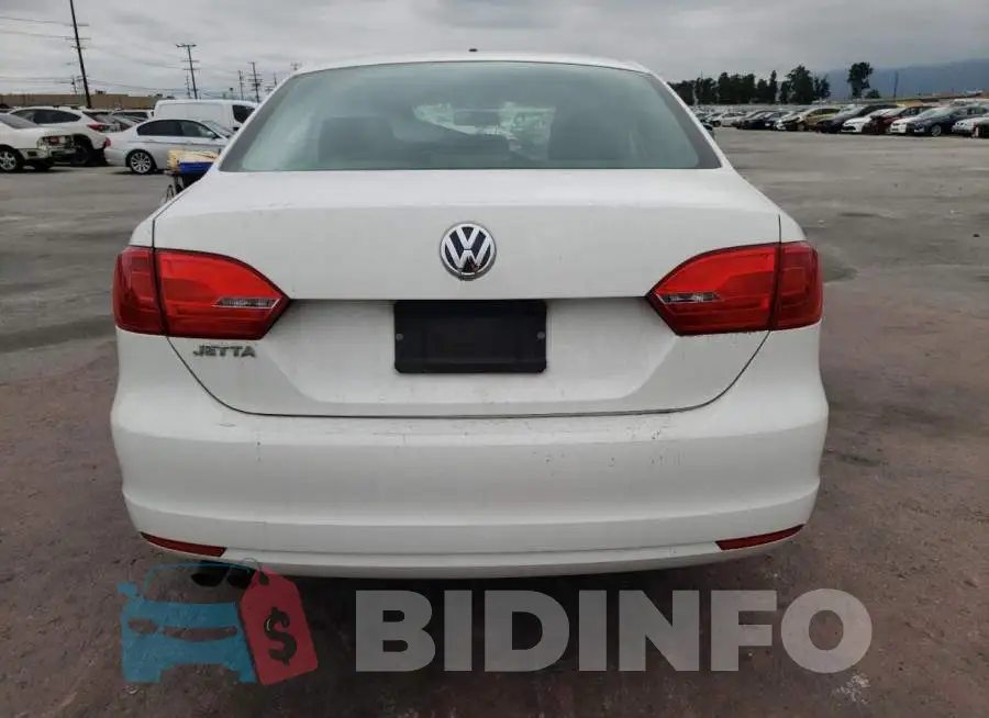 3VW2K7AJ6EM381146 Photo# 6
