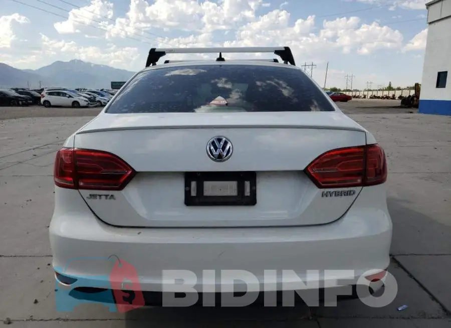 3VW637AJ6EM327926 Photo# 6