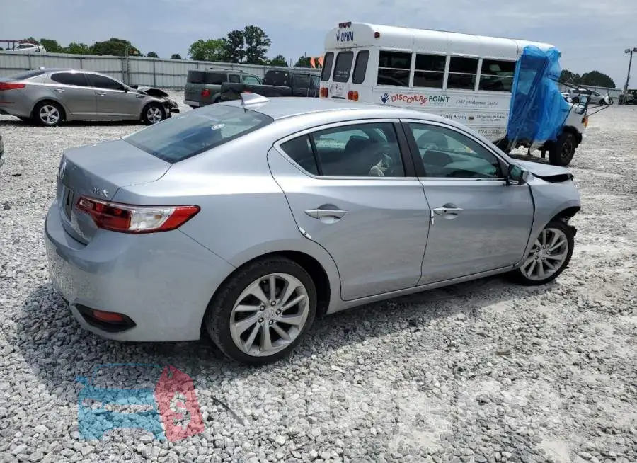 19UDE2F35JA001769 Photo# 3