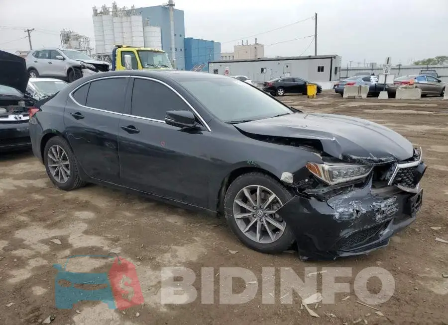 19UUB1F37LA017445 Photo# 4
