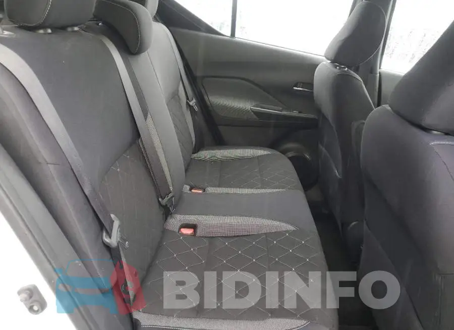 3N1CP5CU8JL546234 Photo# 10