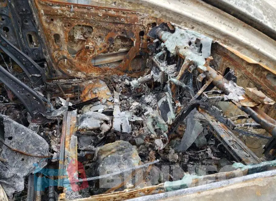 1G4ZR5SS4HU175229 Photo# 5