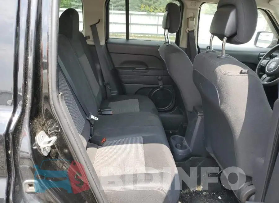 1C4NJRBB2ED617048 Photo# 10