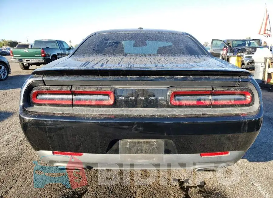 2C3CDZAT8FH712652 Photo# 6