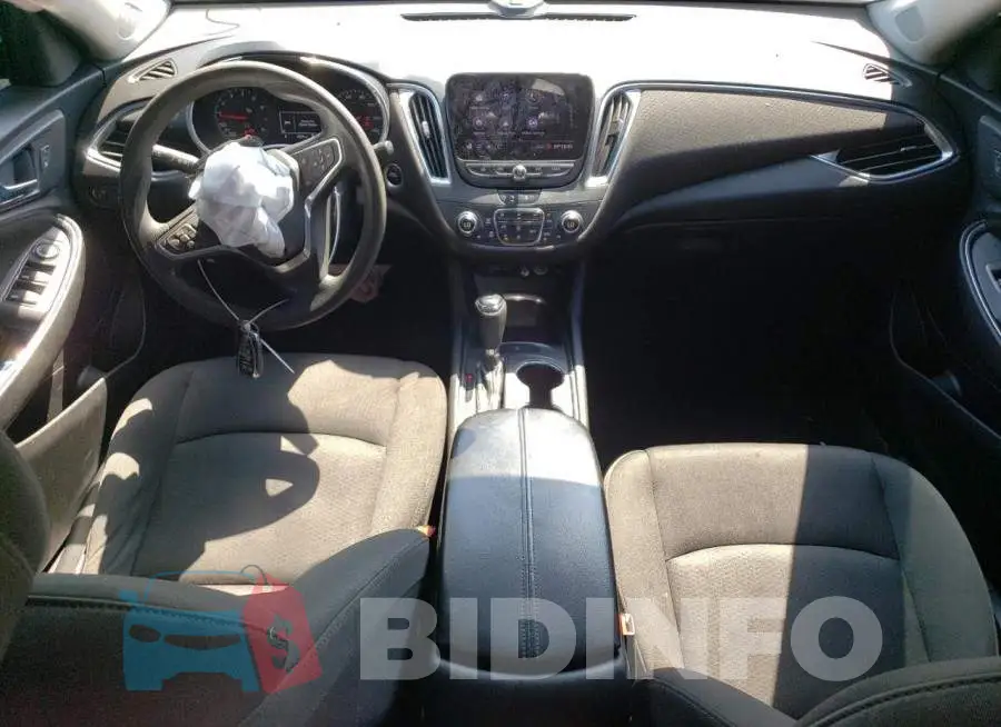 1G1ZD5ST3LF035500 Photo# 8