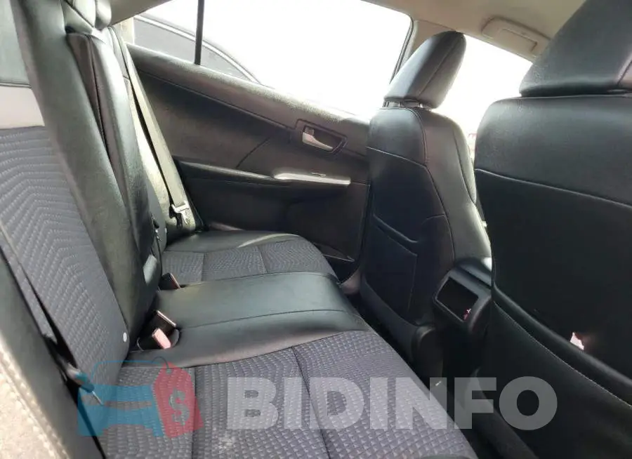 1FADP3F24GL309072 Photo# 10