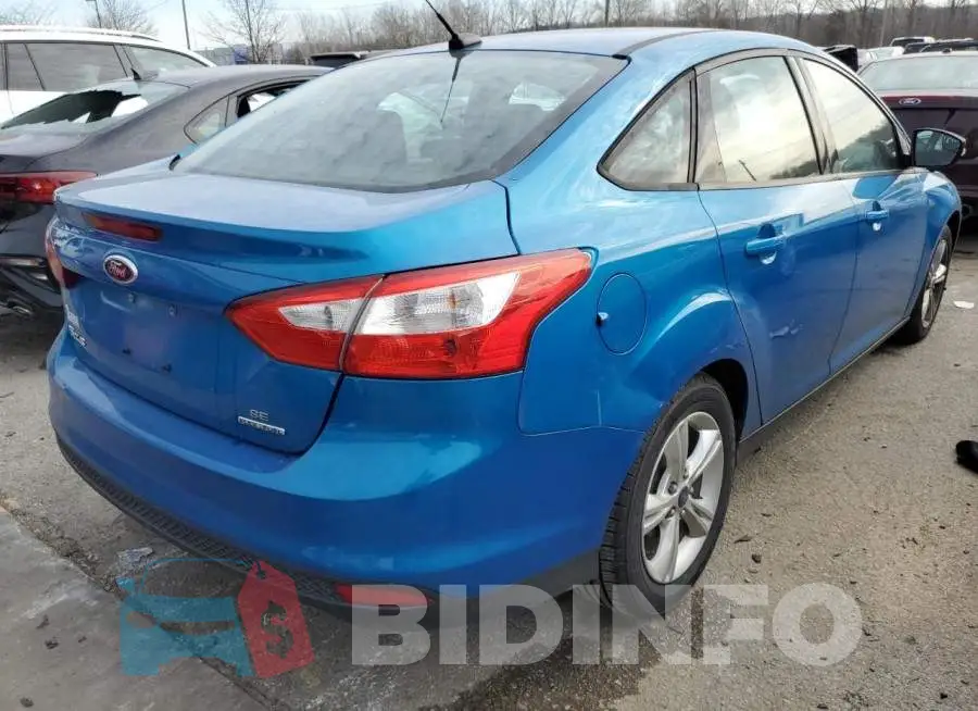 1FADP3F2XEL174418 Photo# 3