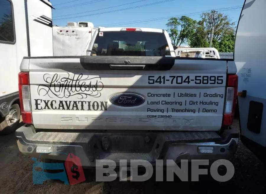 1FT8W3BT0JEC80341 Photo# 6