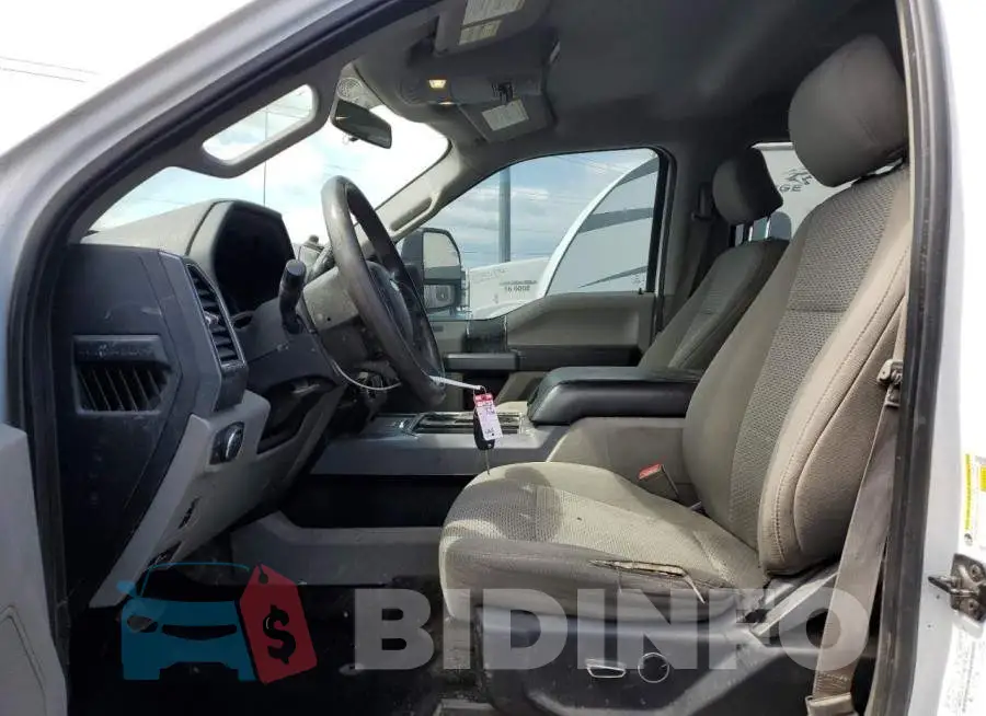 1FT8W3BT0JEC80341 Photo# 7
