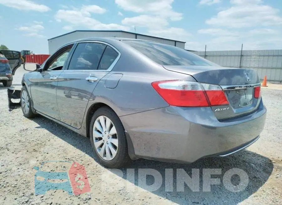 1HGCR2F70FA146101 Photo# 2