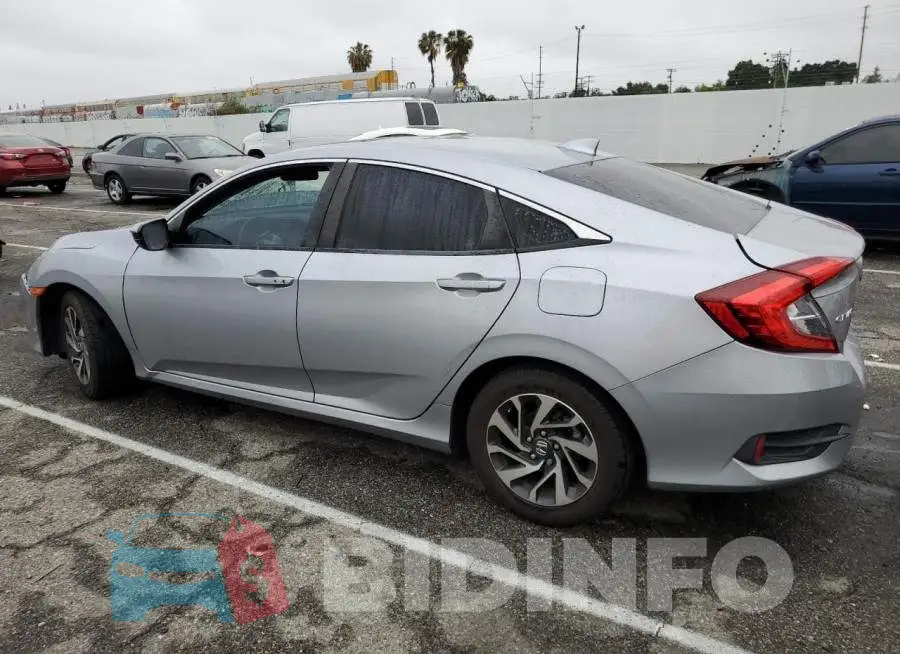 2HGFC2F77HH570278 Photo# 2