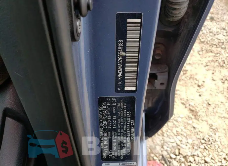 KNADM4A32G6648188 Photo# 12