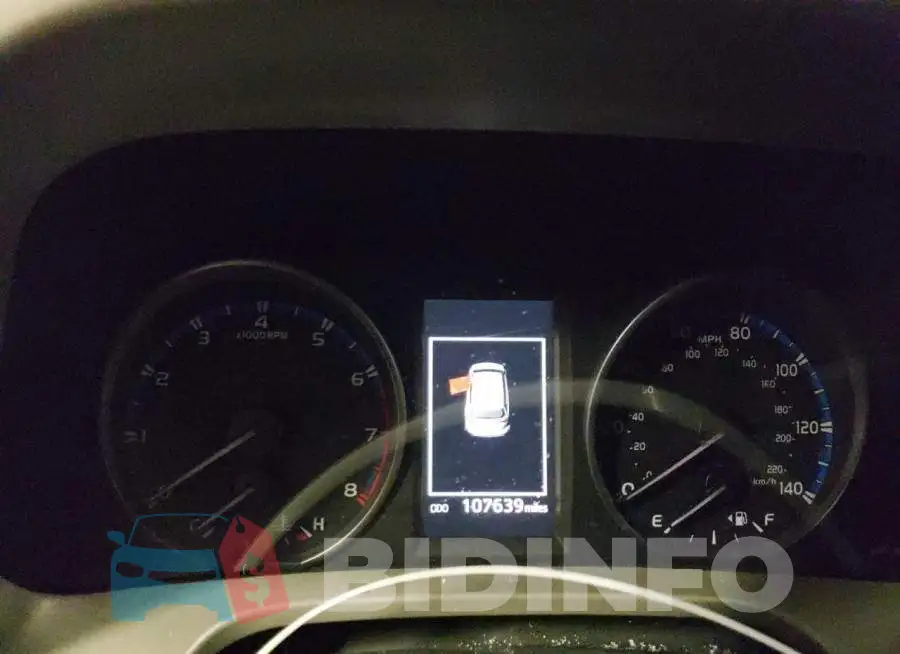 2T3RFREV4JW706304 Photo# 9