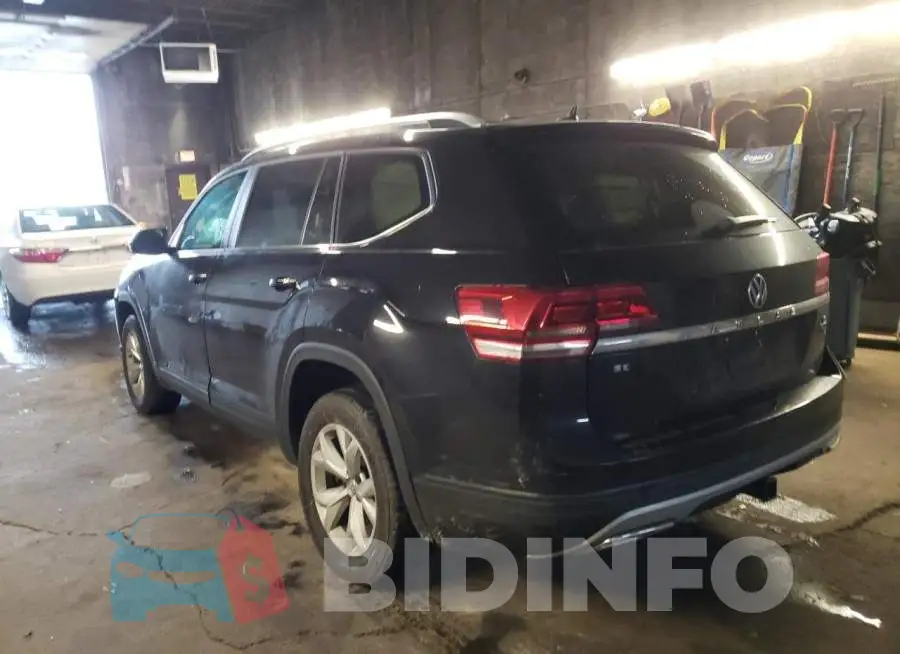 1V2LR2CA1KC502065 Photo# 2