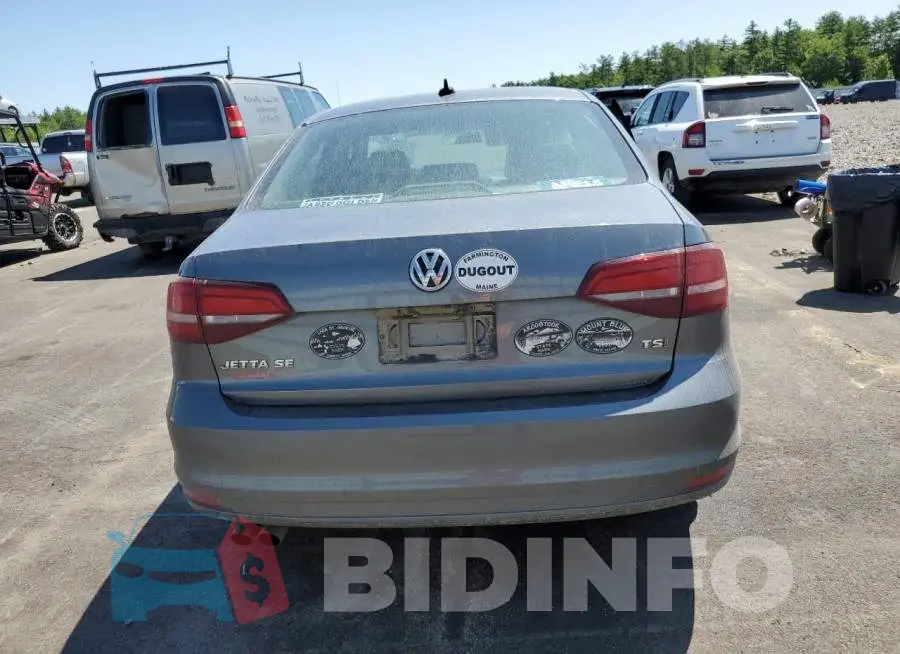 3VWB67AJ2HM204831 Photo# 6