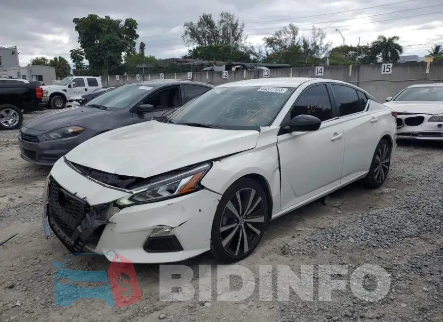 1N4BL4CV3KC166308 Photo# 1