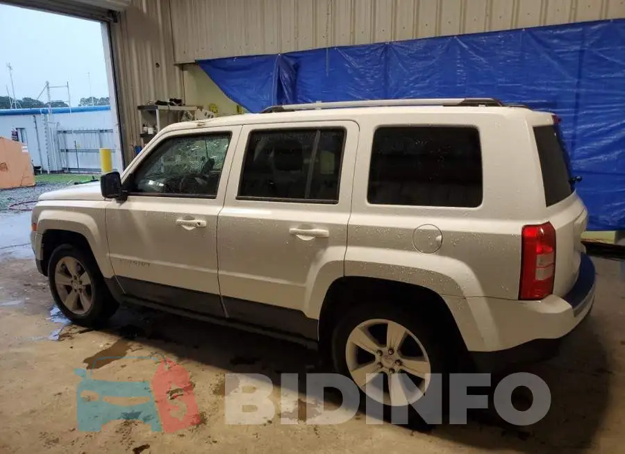 1C4NJPCB4FD129918 Photo# 2