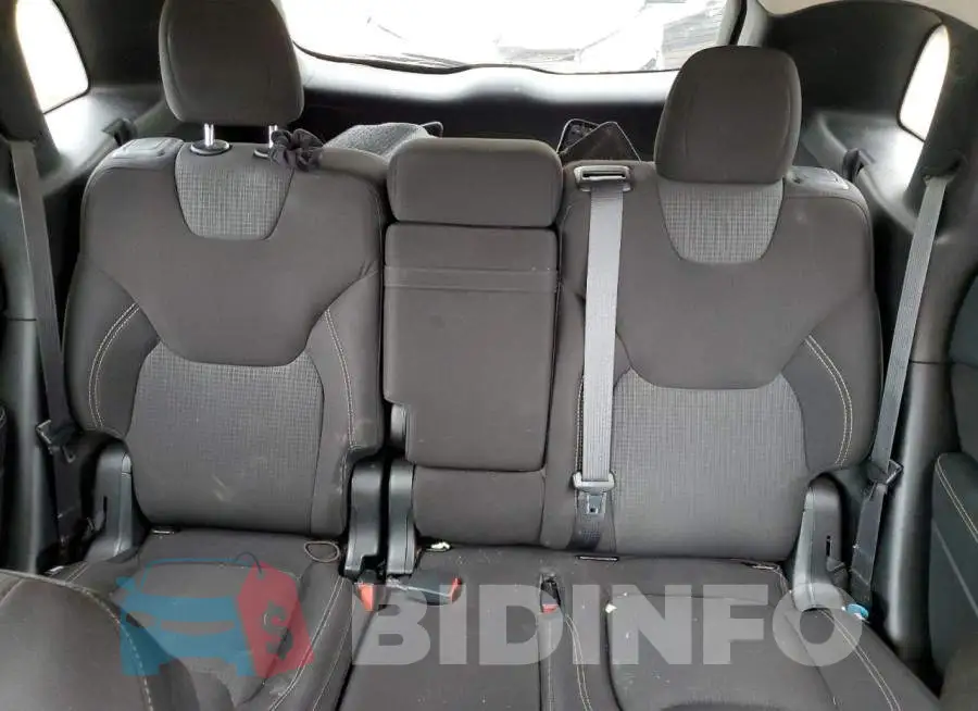 1C4PJMCB4FW681088 Photo# 10