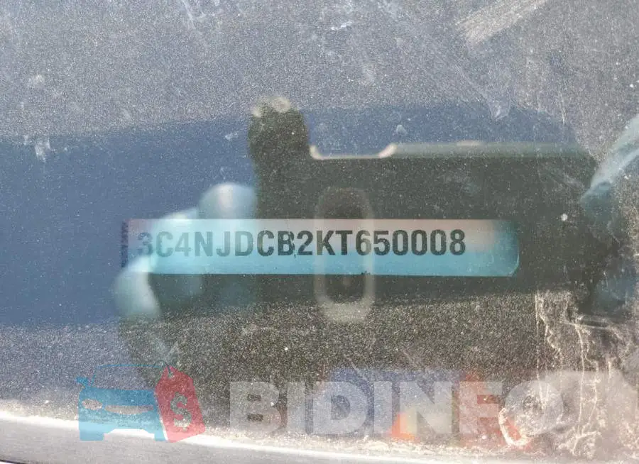 3C4NJDCB2KT650008 Photo# 12