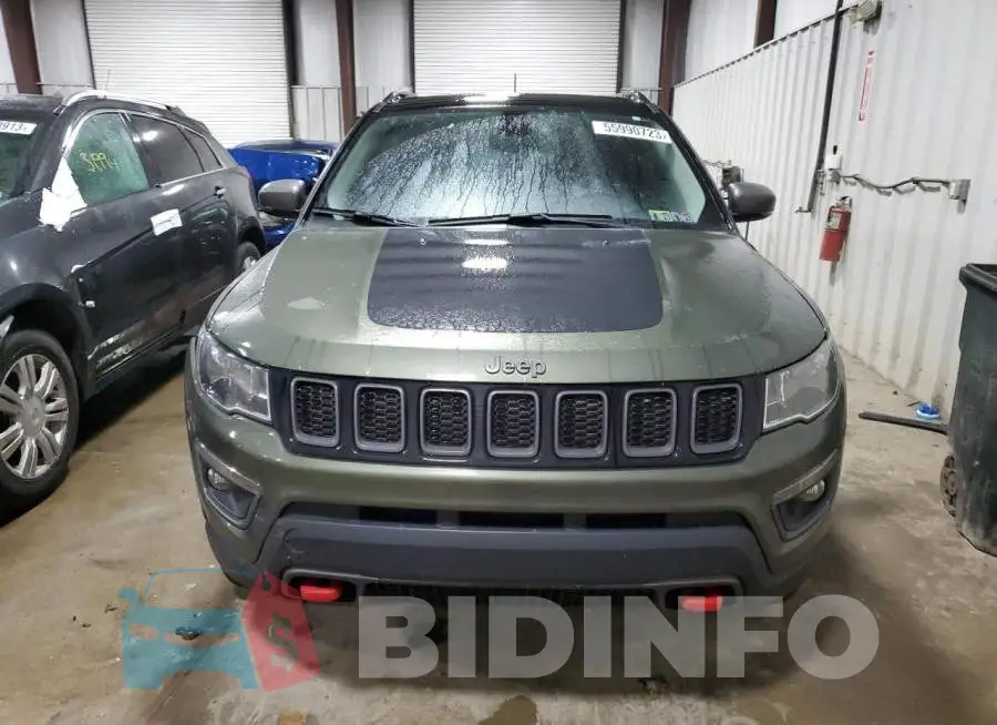 3C4NJDDB5JT179971 Photo# 5