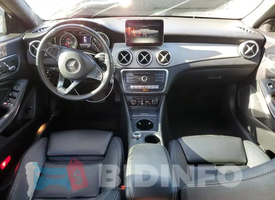 WDDSJ4EB0JN590802 Photo# 8
