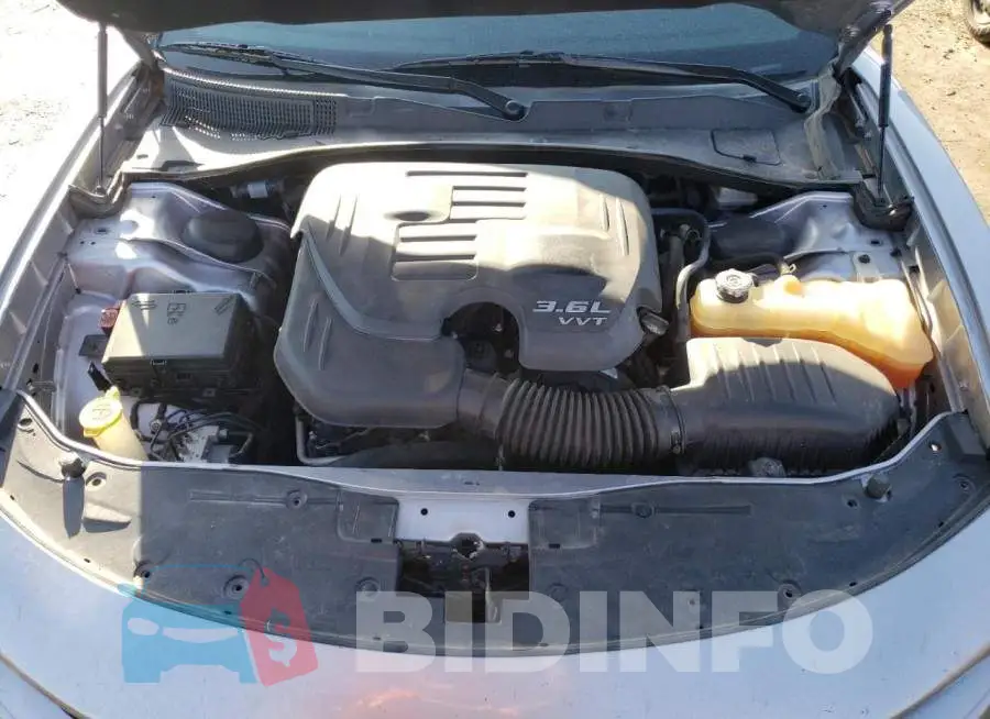 2C3CDXHGXHH561846 Photo# 11