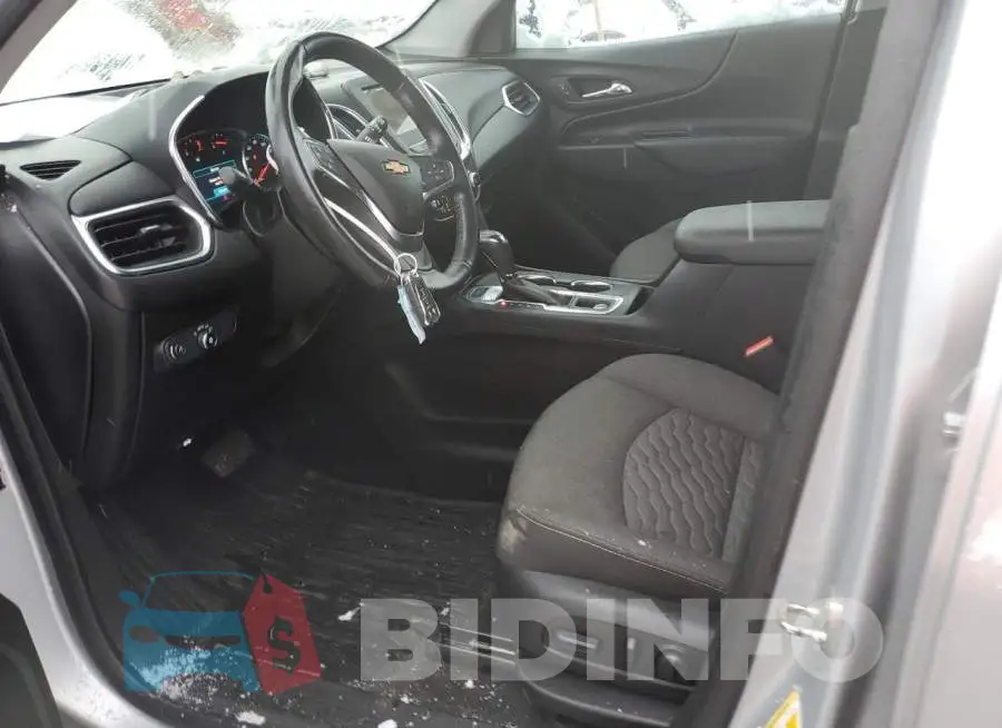 2GNAXUEV4K6173906 Photo# 7