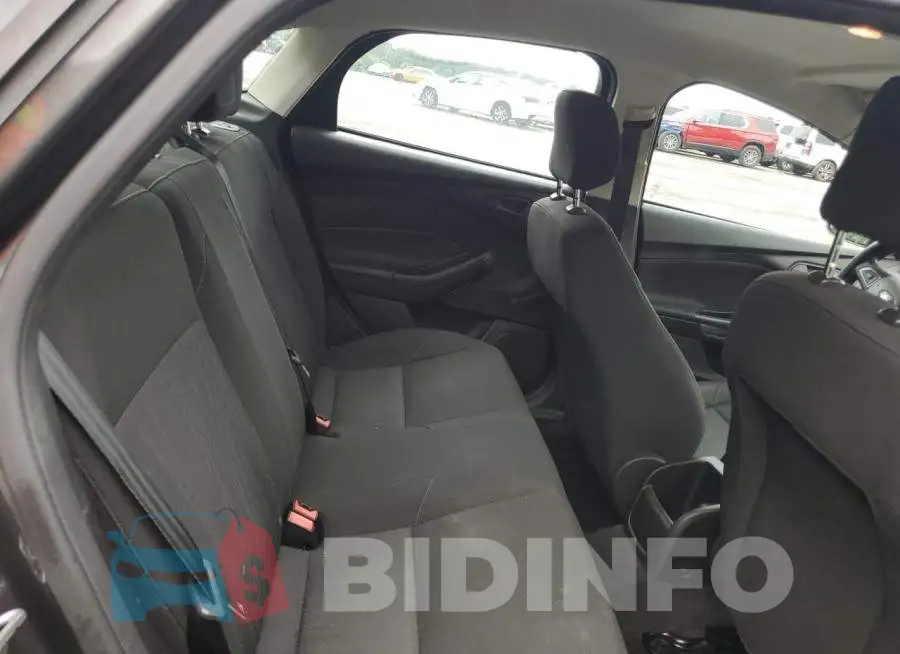 1FADP3E27GL208917 Photo# 10