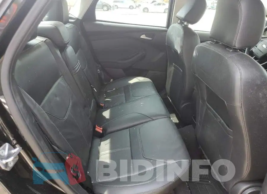 1FADP3F20FL228567 Photo# 10