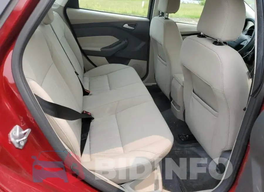 1FADP3F23GL207892 Photo# 10