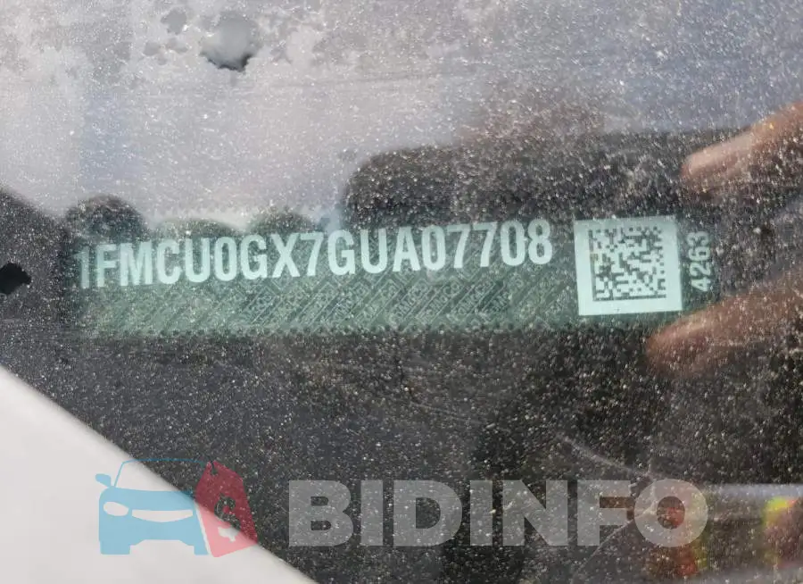 1FMCU0GX7GUA07708 Photo# 10