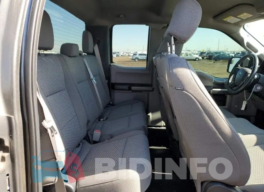 1FTFX1E56JKC41146 Photo# 10