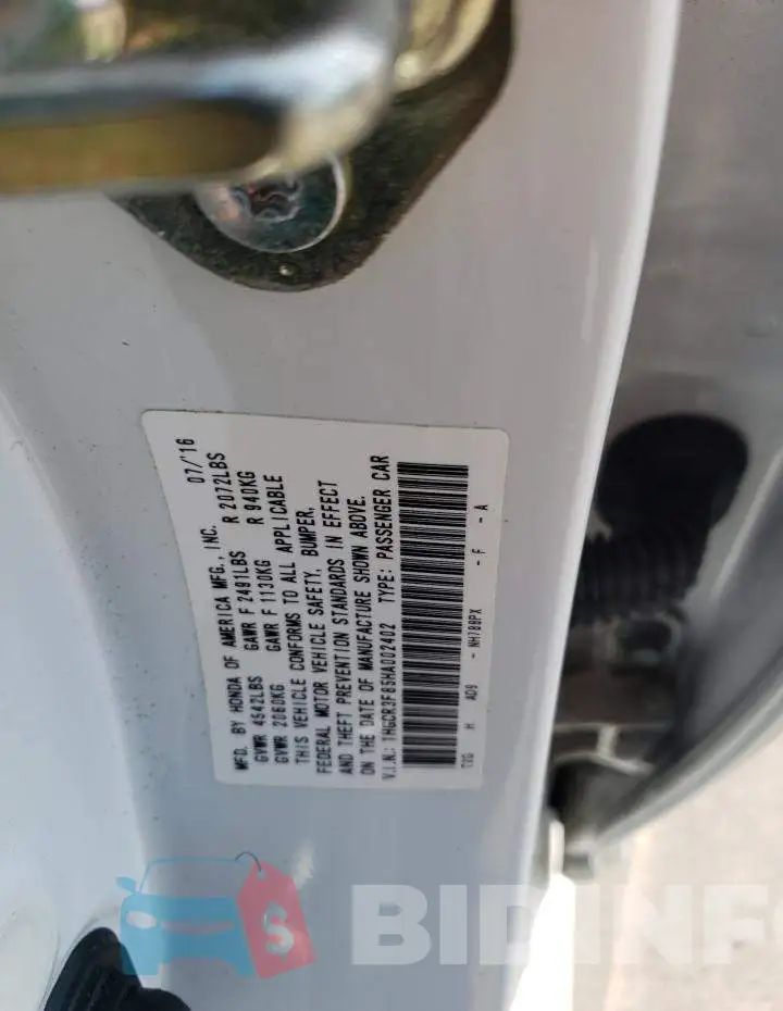 1HGCR3F85HA002402 Photo# 12