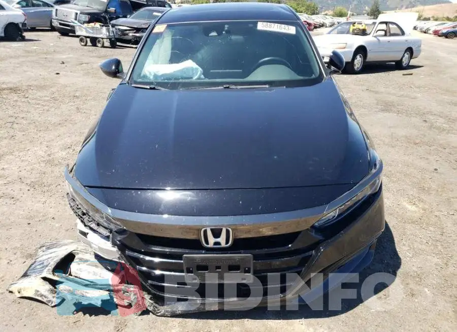 1HGCV2F30LA003525 Photo# 5