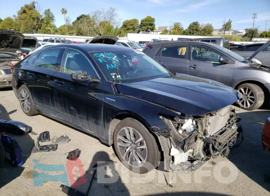 1HGCV3F42KA010344 Photo# 4