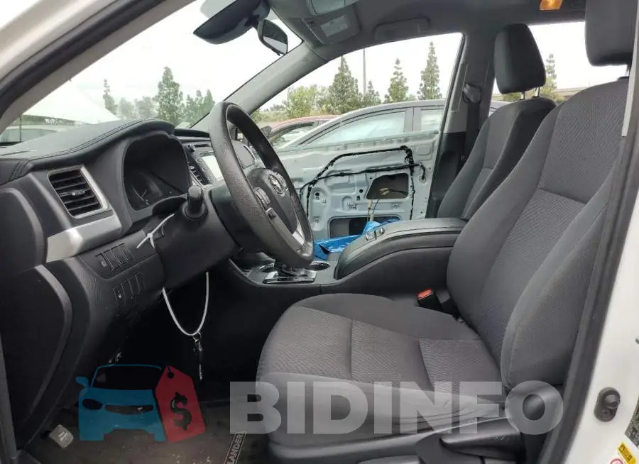 5TDZARFH1JS038065 Photo# 7