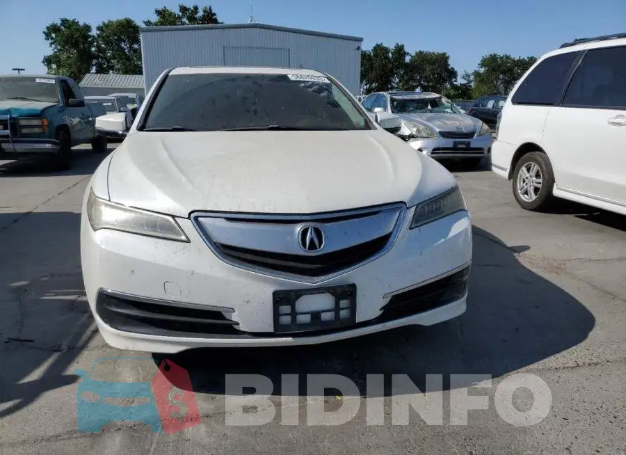 19UUB2F30FA017619 Photo# 5