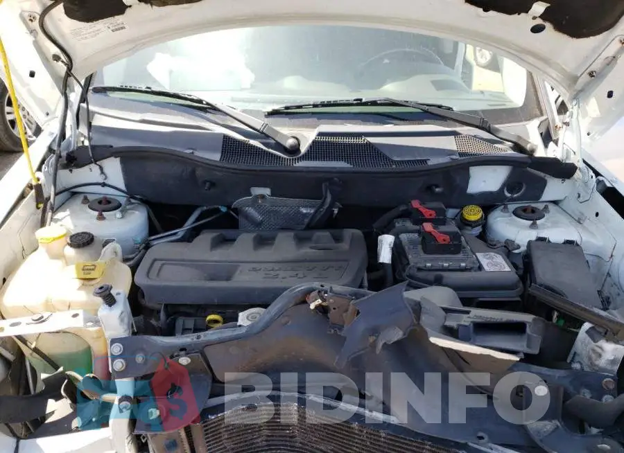 1C4NJPFB9FD110826 Photo# 12