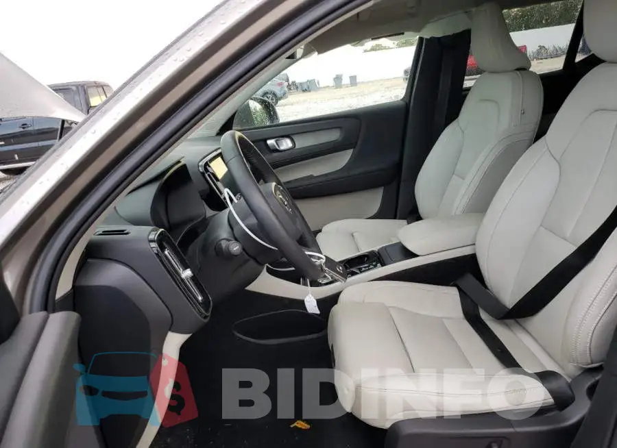 YV4AC2HL3L2202424 Photo# 7