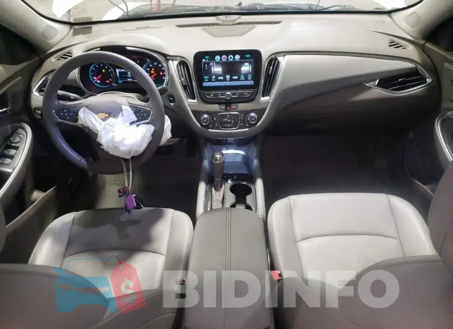 1G1ZD5ST3JF288135 Photo# 8